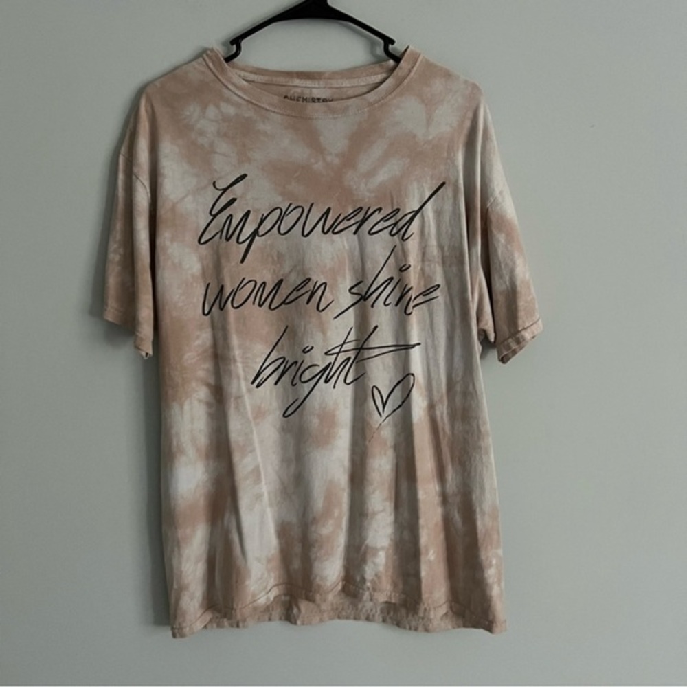 Chemistry Neutral Color Tie Dye "Empowered Women Shine Bright" T Shirt